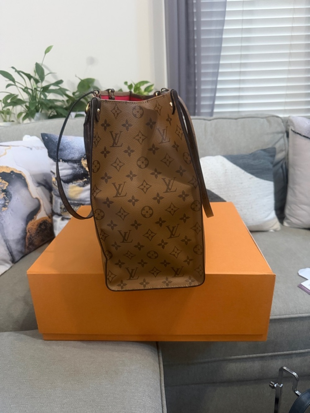 Louis Vuitton Brown Monogram Tote with Red Interior. - Picture 12 of 16